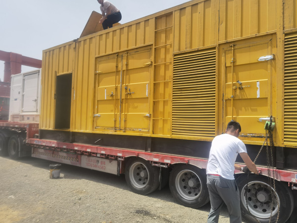 咸宁除了负载情况和发动机维护,还有哪些因素会影响 200kw 柴油发电机的油耗?